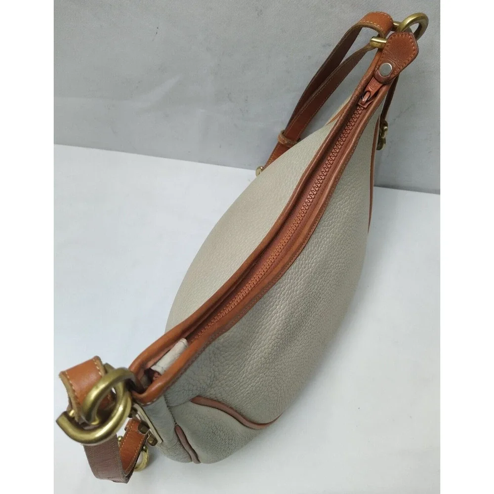 Dooney & Bourke Ivory Pebbled Leather Zipper Hobo Shoulder Bag - Vintage
